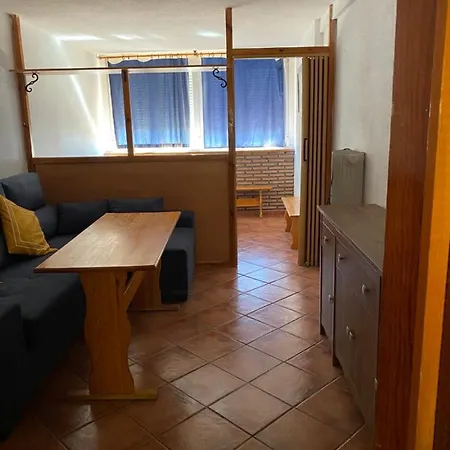 Rebeca Apartment *